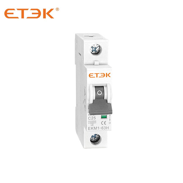 EKM1-63H 10kA Miniature Circuit Breaker